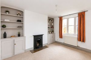 Sitting Room- click for photo gallery